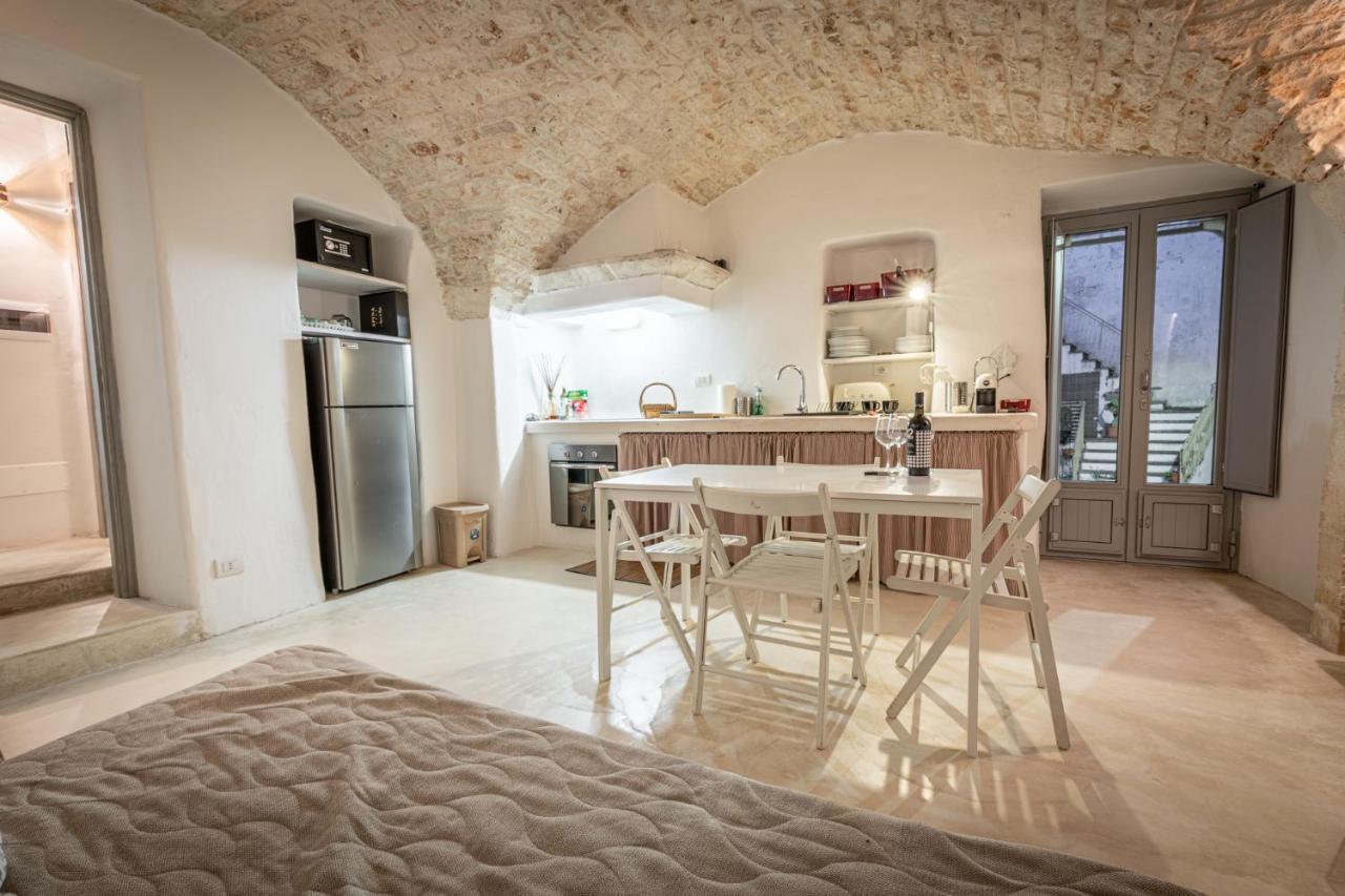 Vacation And Short Stay Suites & Apartments Ceglie - Celso Ceglie Messapica Dış mekan fotoğraf